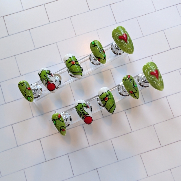 Handcrafted Grinch Christmas Press On Nails Medium Almond Handmade Holiday - Picture 4 of 11